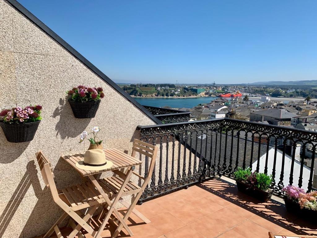 Moderno Piso Con La Mejor Terraza De Ribadeo Y Vistas Maravillosas Экстерьер фото