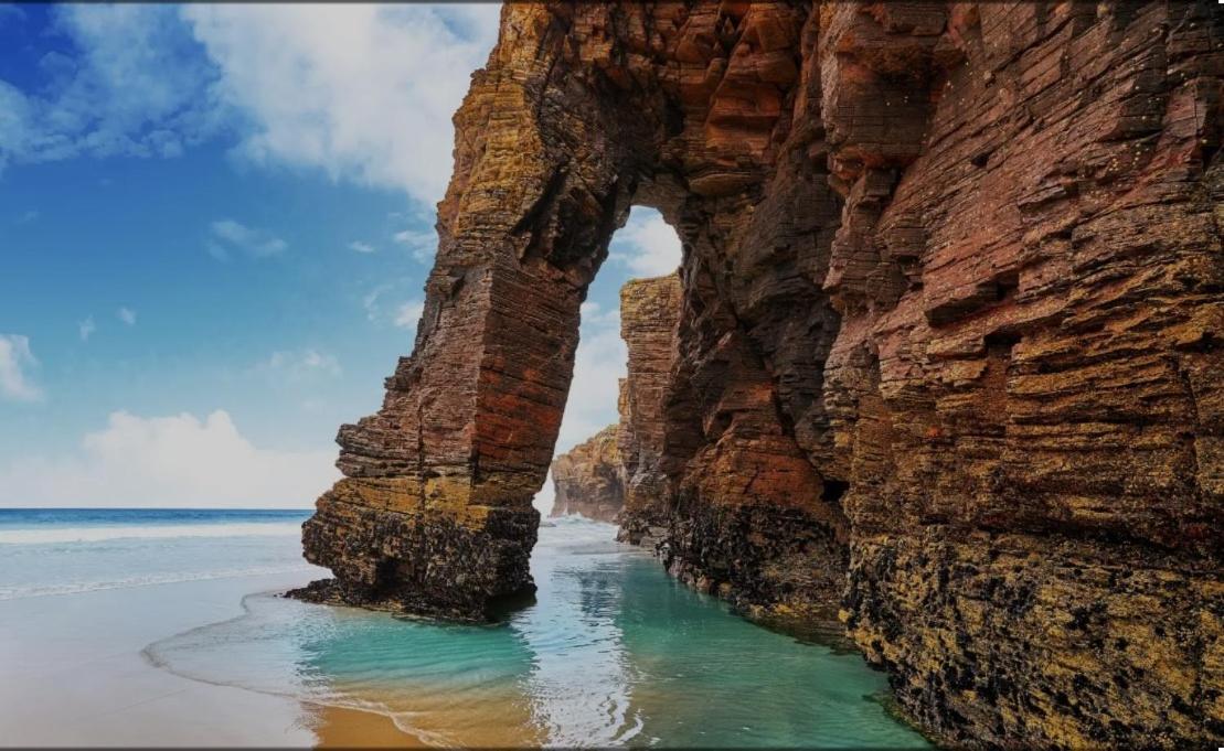 Moderno Piso Con La Mejor Terraza De Ribadeo Y Vistas Maravillosas Экстерьер фото